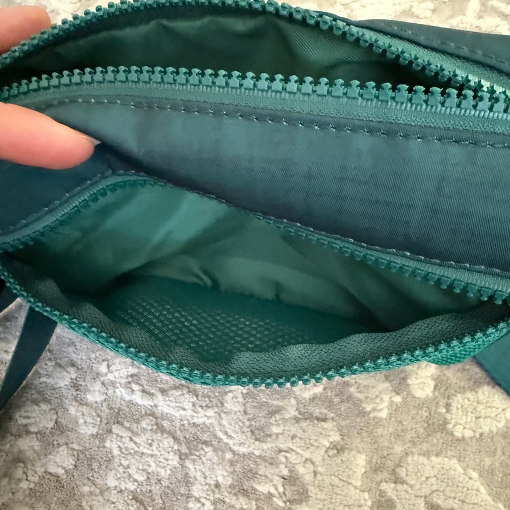 Forest green sassy woof Woof Pack bag - Picture 3 of 6